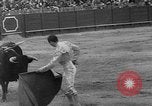 Standbild Stierkampf Sevilla Spanien, 1950, aus Sekunde 40 historischem Filmmaterial Videoclip 65675048291