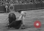 Standbild Stierkampf Sevilla Spanien, 1950, aus Sekunde 44 historischem Filmmaterial Videoclip 65675048291