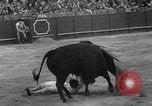 Standbild Stierkampf Sevilla Spanien, 1950, aus Sekunde 46 historischem Filmmaterial Videoclip 65675048291
