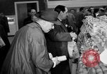 Standbild Supermarkt Spanien, 1956, aus Sekunde 21 historischem Filmmaterial Videoclip 65675048294