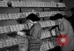 Standbild Supermarkt Spanien, 1956, aus Sekunde 24 historischem Filmmaterial Videoclip 65675048294