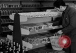 Standbild Supermarkt Spanien, 1956, aus Sekunde 44 historischem Filmmaterial Videoclip 65675048294