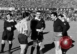 Image jeu soccer Espagne, 1956, de la seconde 4 séquences d'archives historiques vidéo 65675048295