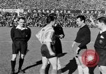 Image jeu soccer Espagne, 1956, de la seconde 10 séquences d'archives historiques vidéo 65675048295