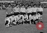 Image jeu soccer Espagne, 1956, de la seconde 16 séquences d'archives historiques vidéo 65675048295