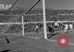 Image jeu soccer Espagne, 1956, de la seconde 36 séquences d'archives historiques vidéo 65675048295