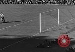 Image jeu soccer Espagne, 1956, de la seconde 48 séquences d'archives historiques vidéo 65675048295