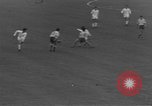Image jeu soccer Espagne, 1956, de la seconde 57 séquences d'archives historiques vidéo 65675048295