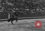 Immagine di Corride Spagna, 1956, secondo 57 filmato di repertorio 65675048297