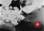 Immagine di I prigionieri di guerra Cina, 1951, secondo 26 filmato di repertorio 65675048301
