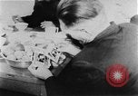 Immagine di I prigionieri di guerra Cina, 1951, secondo 28 filmato di repertorio 65675048301