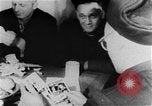 Immagine di I prigionieri di guerra Cina, 1951, secondo 40 filmato di repertorio 65675048301