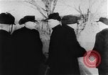 Immagine di I prigionieri di guerra Cina, 1951, secondo 7 filmato di repertorio 65675048302