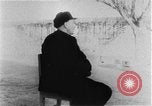 Immagine di I prigionieri di guerra Cina, 1951, secondo 33 filmato di repertorio 65675048302