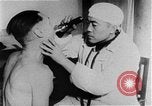Immagine di I prigionieri di guerra Cina, 1951, secondo 27 filmato di repertorio 65675048303