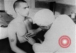 Immagine di I prigionieri di guerra Cina, 1951, secondo 44 filmato di repertorio 65675048303