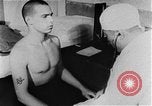 Immagine di I prigionieri di guerra Cina, 1951, secondo 48 filmato di repertorio 65675048303