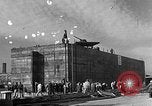 Standbild konkrete Lastkähne Portsmouth England, 1944, aus Sekunde 3 historischem Filmmaterial Videoclip 65675048313