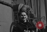 Standbild konkrete Lastkähne Portsmouth England, 1944, aus Sekunde 39 historischem Filmmaterial Videoclip 65675048314