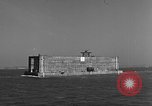 Standbild konkrete Aufsch Portsmouth England, 1944, aus Sekunde 3 historischem Filmmaterial Videoclip 65675048315