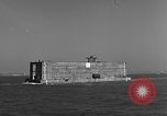 Standbild konkrete Aufsch Portsmouth England, 1944, aus Sekunde 5 historischem Filmmaterial Videoclip 65675048315