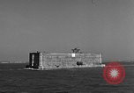 Standbild konkrete Aufsch Portsmouth England, 1944, aus Sekunde 11 historischem Filmmaterial Videoclip 65675048315