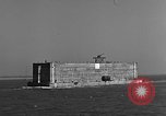 Standbild konkrete Aufsch Portsmouth England, 1944, aus Sekunde 13 historischem Filmmaterial Videoclip 65675048315