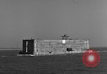 Standbild konkrete Aufsch Portsmouth England, 1944, aus Sekunde 14 historischem Filmmaterial Videoclip 65675048315