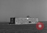 Standbild konkrete Aufsch Portsmouth England, 1944, aus Sekunde 18 historischem Filmmaterial Videoclip 65675048315