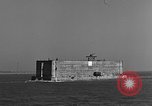 Standbild konkrete Aufsch Portsmouth England, 1944, aus Sekunde 22 historischem Filmmaterial Videoclip 65675048315