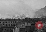 Immagine di Fumo Tolone Francia, 1944, secondo 15 filmato di repertorio 65675048318