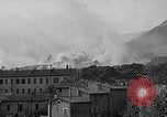 Immagine di Fumo Tolone Francia, 1944, secondo 16 filmato di repertorio 65675048318