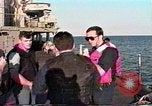 Standbild United States Coast Guard Arabischen Halbinsel, 1991, aus Sekunde 30 historischem Filmmaterial Videoclip 65675048326