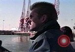Standbild United States Coast Guard in Desert Storm Arabische Halbinsel, 1991, aus Sekunde 12 historischem Filmmaterial Videoclip 65675048327