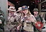 Standbild Schauspielerin Brook Shields nach US Coast Guard Port Security Unit Bahrain, 1991, aus Sekunde 16 historischem Filmmaterial Videoclip 65675048331