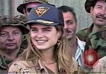 Standbild Schauspielerin Brook Shields nach US Coast Guard Port Security Unit Bahrain, 1991, aus Sekunde 25 historischem Filmmaterial Videoclip 65675048331