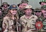Standbild Schauspielerin Brook Shields nach US Coast Guard Port Security Unit Bahrain, 1991, aus Sekunde 27 historischem Filmmaterial Videoclip 65675048331