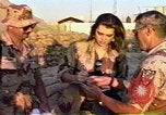 Standbild Schauspielerin Brook Shields nach US Coast Guard Port Security Unit Bahrain, 1991, aus Sekunde 33 historischem Filmmaterial Videoclip 65675048331