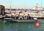 Standbild Harbour Patrol crew Saudi Arabien, 1991, aus Sekunde 8 historischem Filmmaterial Videoclip 65675048335