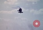 Standbild USA UH 60 Ägypten, 1980, aus Sekunde 25 historischem Filmmaterial Videoclip 65675048341