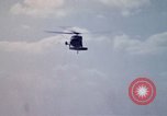 Standbild USA UH 60 Ägypten, 1980, aus Sekunde 32 historischem Filmmaterial Videoclip 65675048341