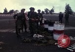Standbild USA 101st Airborne Division Ägypten, 1980, aus Sekunde 8 historischem Filmmaterial Videoclip 65675048343