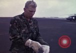 Standbild USA 101st Airborne Division Ägypten, 1980, aus Sekunde 59 historischem Filmmaterial Videoclip 65675048343