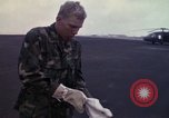 Standbild USA 101st Airborne Division Ägypten, 1980, aus Sekunde 61 historischem Filmmaterial Videoclip 65675048343