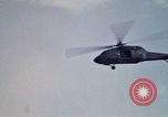 Standbild UH 60 Hubschrauber Ägypten, 1980, aus Sekunde 34 historischem Filmmaterial Videoclip 65675048345
