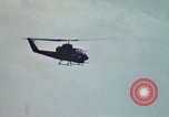 Standbild United States AH 1G Hubschrauber Ägypten, 1980, aus Sekunde 36 historischem Filmmaterial Videoclip 65675048348