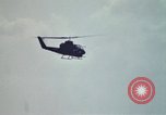 Standbild United States AH 1G Hubschrauber Ägypten, 1980, aus Sekunde 41 historischem Filmmaterial Videoclip 65675048348