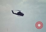 Standbild United States AH 1G Hubschrauber Ägypten, 1980, aus Sekunde 42 historischem Filmmaterial Videoclip 65675048348