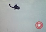Standbild United States AH 1G Hubschrauber Ägypten, 1980, aus Sekunde 46 historischem Filmmaterial Videoclip 65675048348