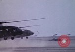 Standbild USA UH 60 Hubschrauber Ägypten, 1980, aus Sekunde 48 historischem Filmmaterial Videoclip 65675048349